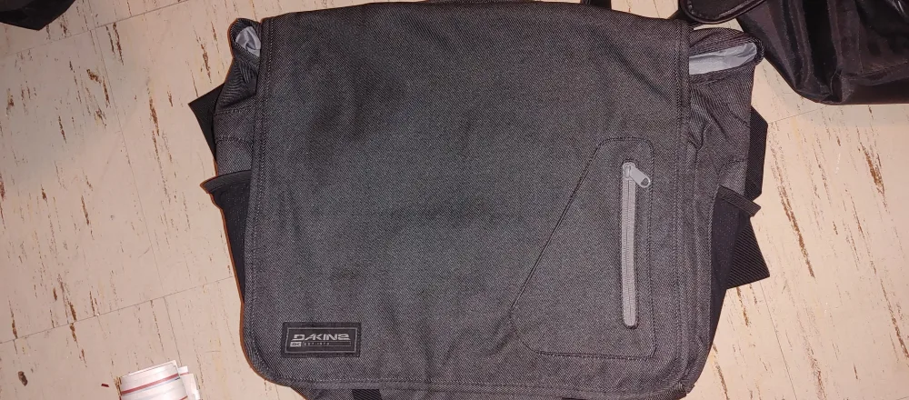 Dakine Messenger Bag - Grey thumbnail