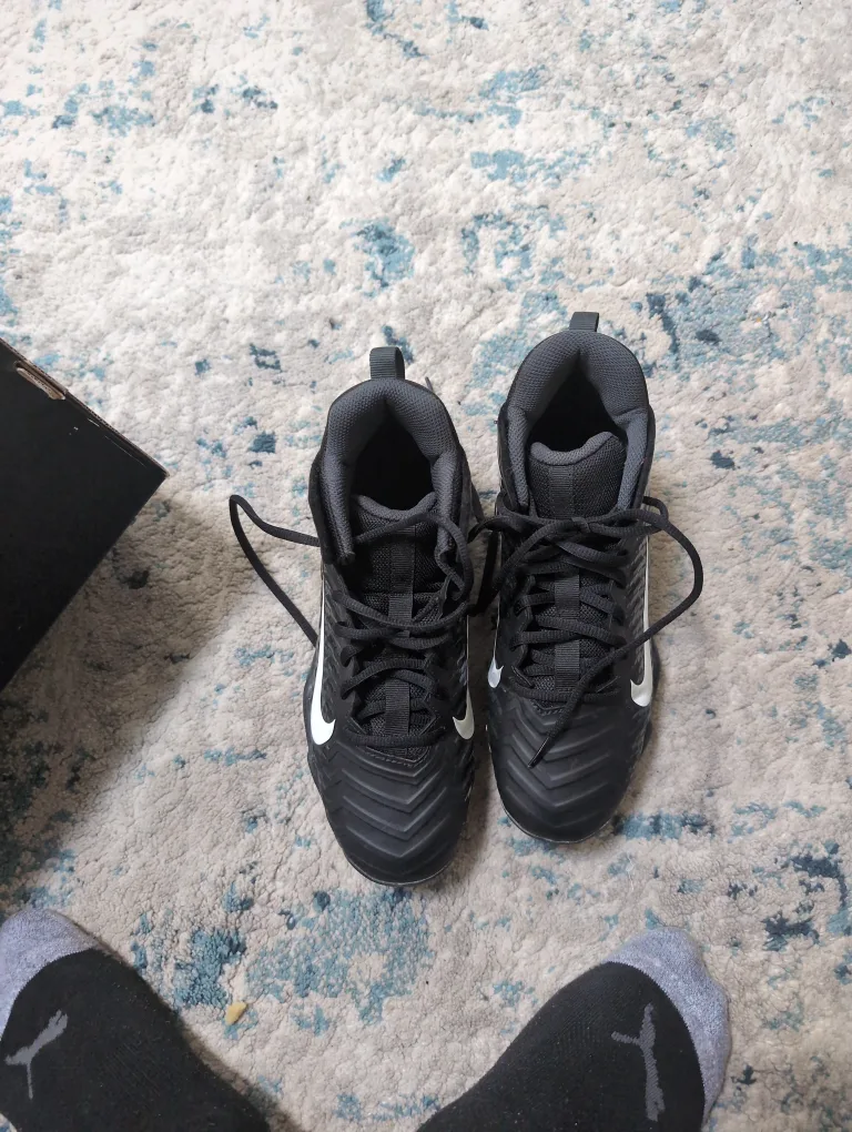 Nike Alpha Baseball Cleats - Size 9 image indicator(2)