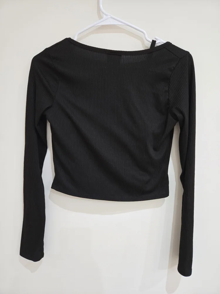 Black Crop Top with tie front long sleeve - Size Small image indicator(3)