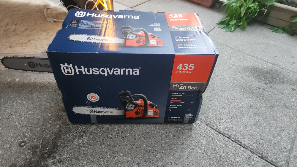 Husqvarna 435 Chainsaw - New