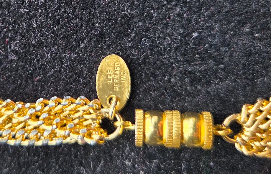 Les Bernard Gold Tone Chain Necklace image indicator(3)