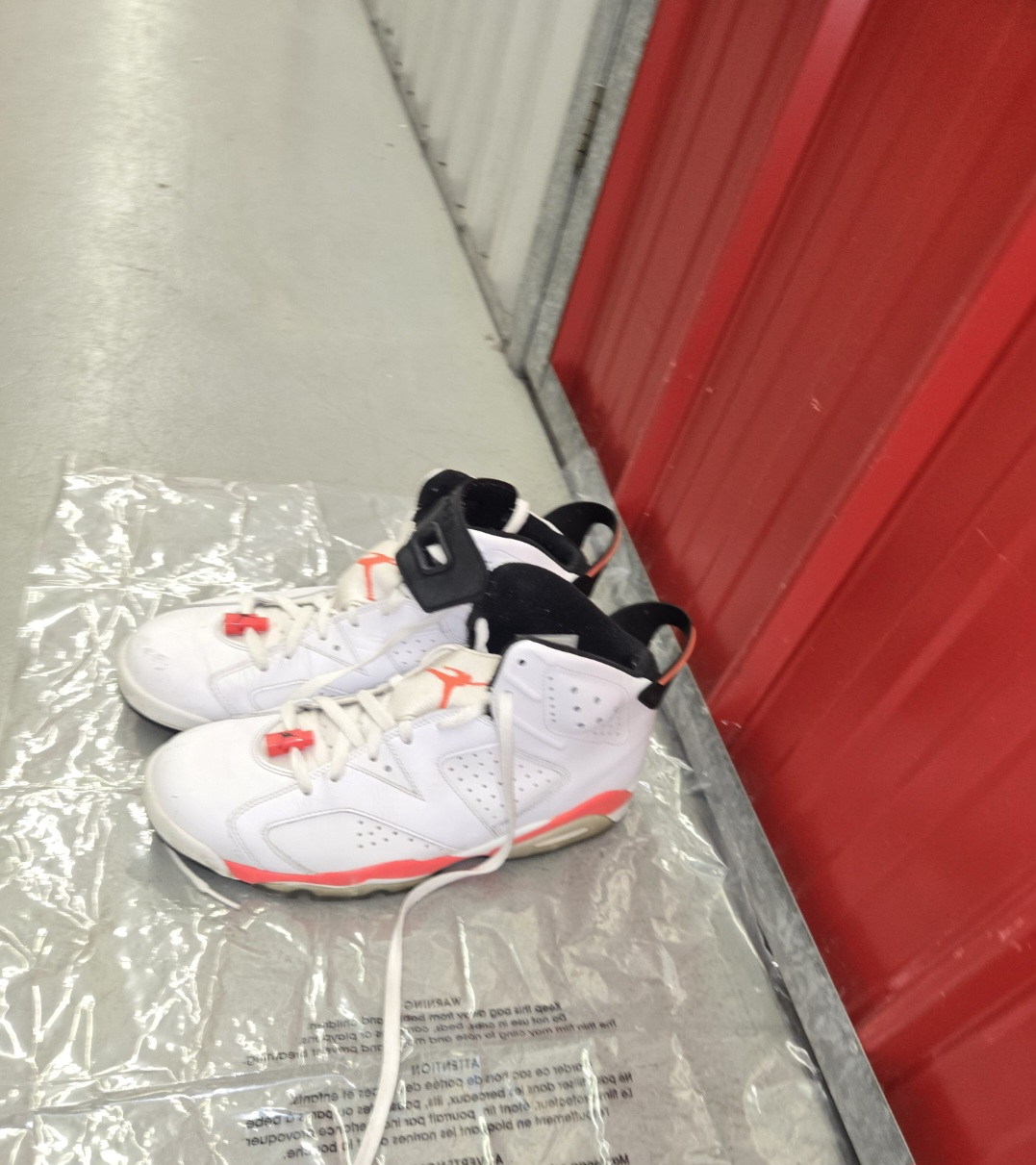 Air Jordan 6 Retro, Size US 10 - photo 3