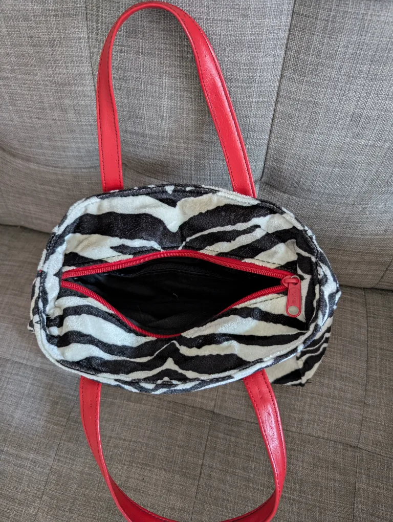 Zebra Print Handbag with Red Handles image indicator(2)