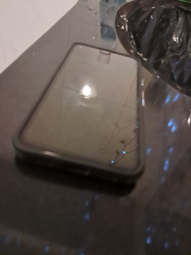 Google Pixel 4a Phone Brand New with case - photo 4