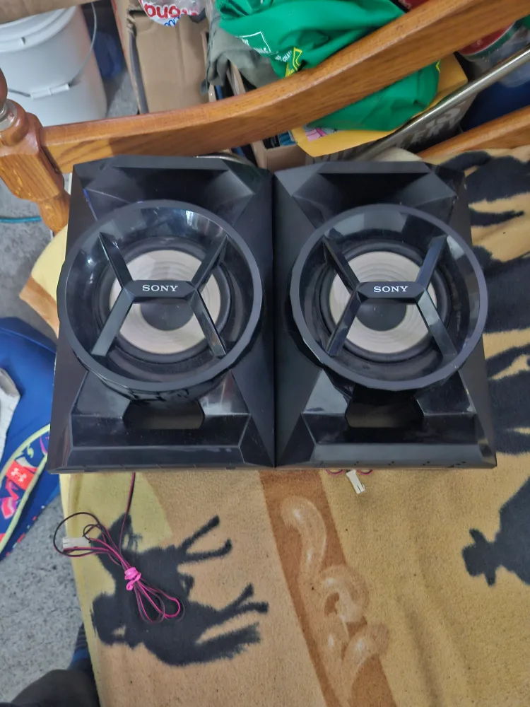 Sony Speakers - Great Sound! thumbnail