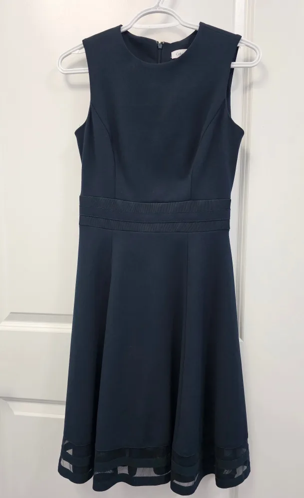 Calvin Klein Dark Forest Green Dress - Size 2 thumbnail