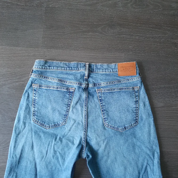 Abercrombie & Fitch Athletic Slim Jeans 34x32 image indicator(6)