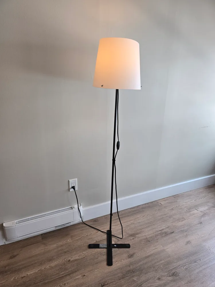 IKEA Barlast Floor Lamp image indicator(2)