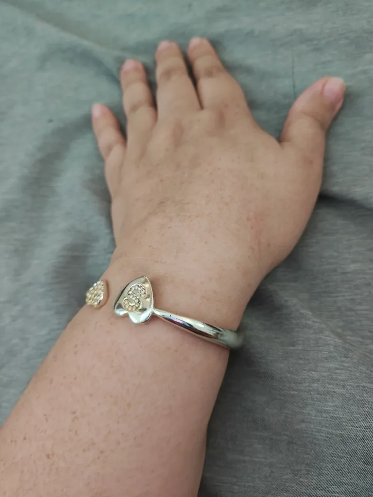 Silver Heart Bangle Bracelet thumbnail