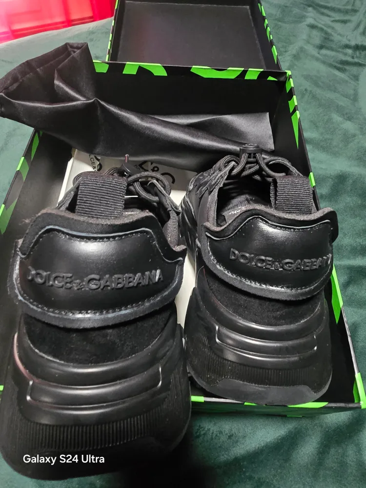 Dolce & Gabbana Black Sneakers, Size 39 image indicator(3)