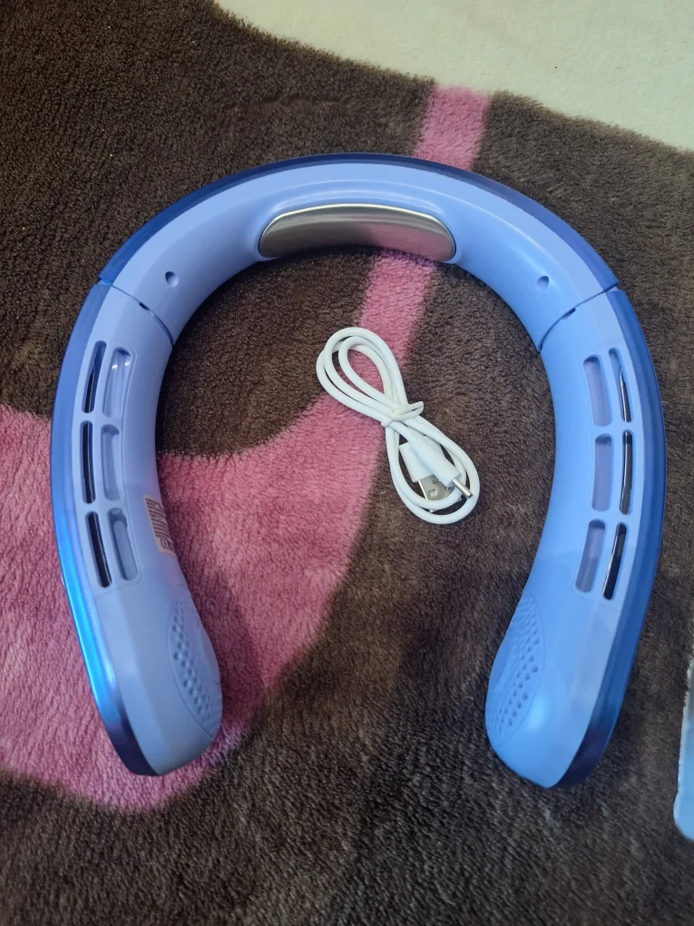 NEW Neck Fan and 10,000 mAh Solar Charger 🔋 image indicator(4)