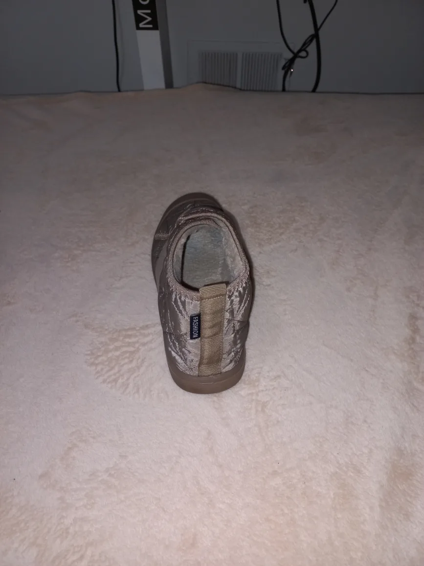 Baffin Cush Booties Size 8 image indicator(2)