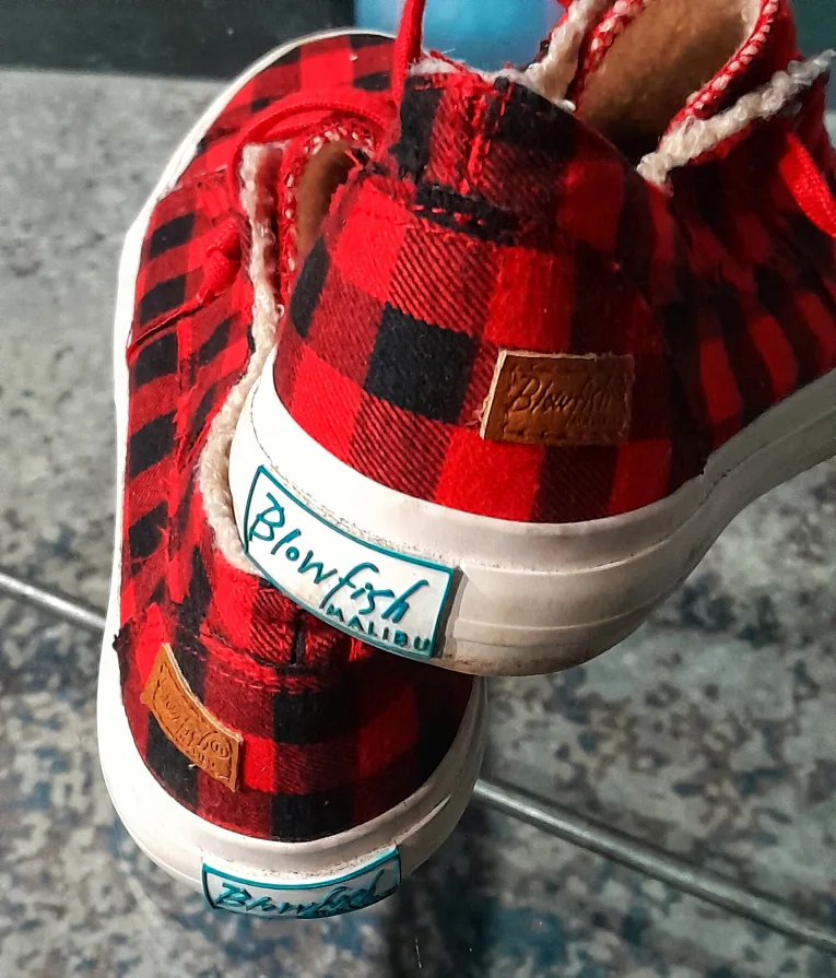 Blowfish Malibu Red Plaid Sneakers image indicator(2)