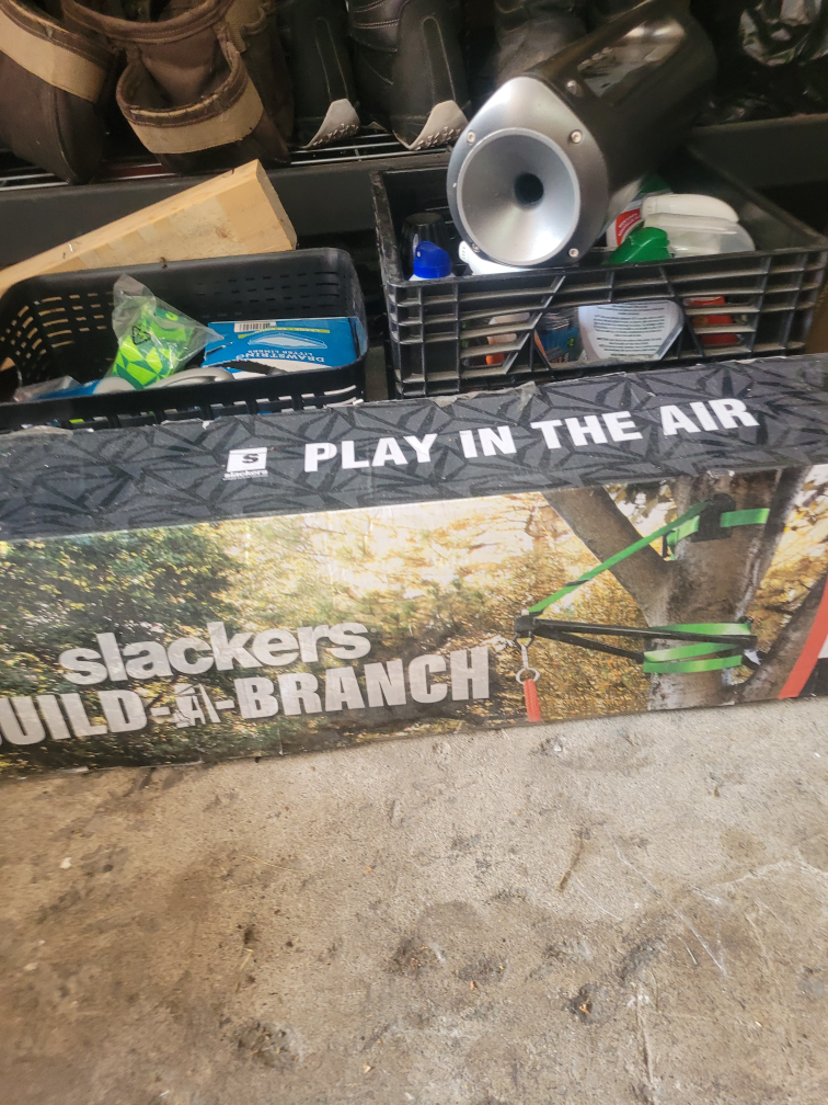 Slackers Build-A-Branch Tree Zone