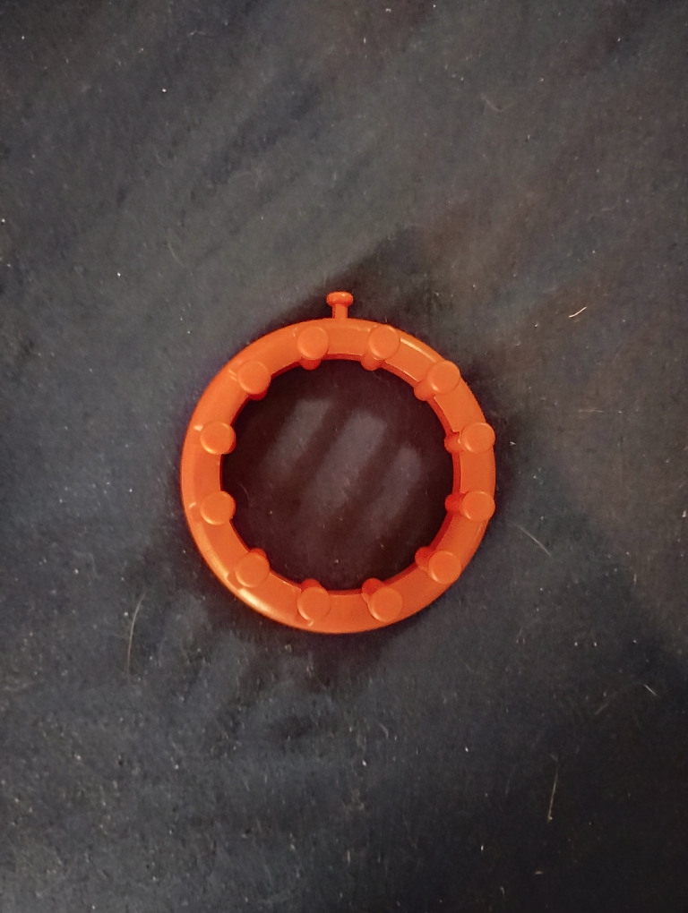 SMALL FLOWER KNITTING LOOM - photo 2