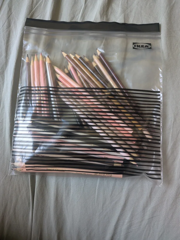 Crayola Colors of the World  pencil crayon image indicator(2)