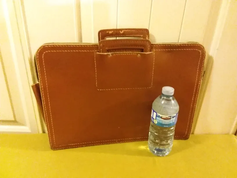 Leather Portfolio / Briefcase  💼 🆓 🧡 thumbnail