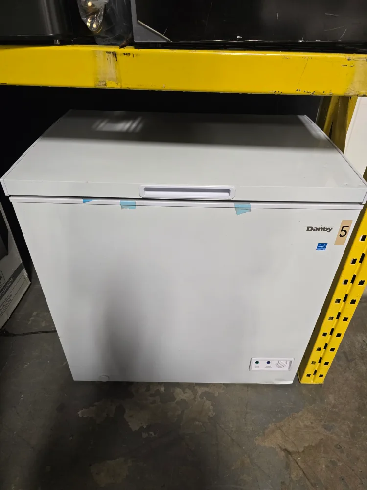 Danby 5 Cu. Ft. Chest Freezer - White thumbnail