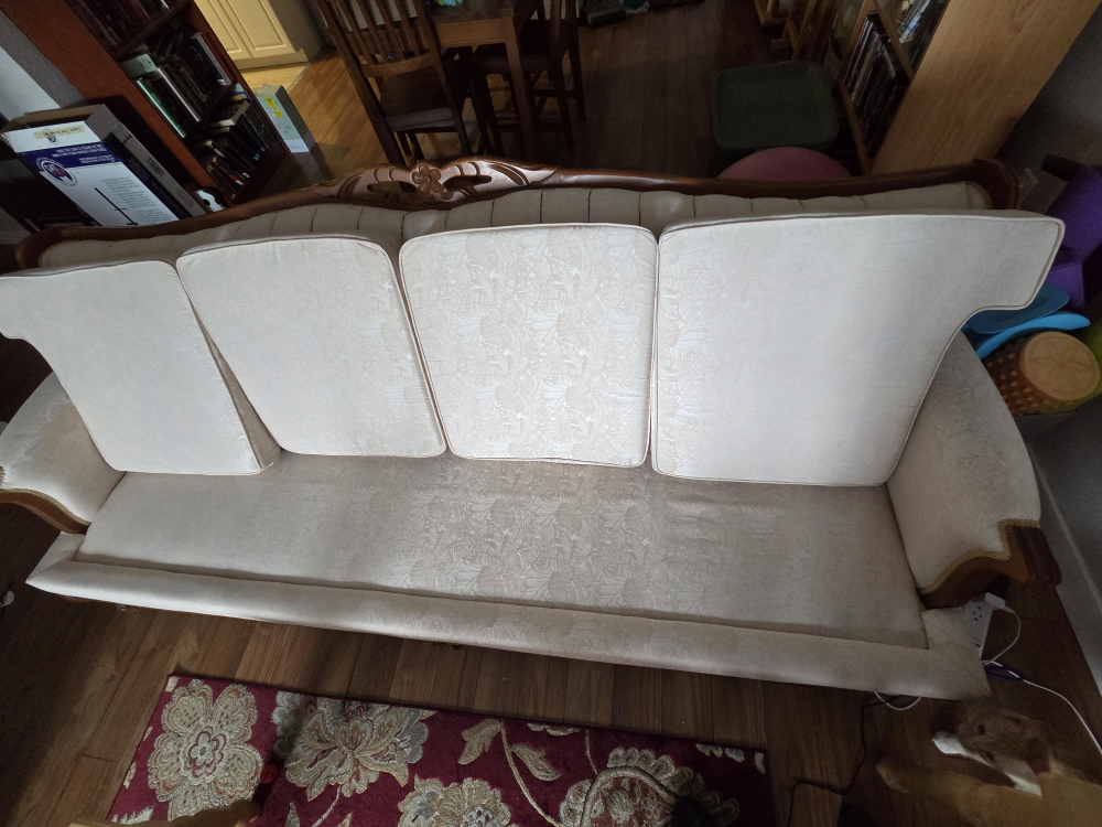 Antique Style Sofa and Armchair Set - photo 4