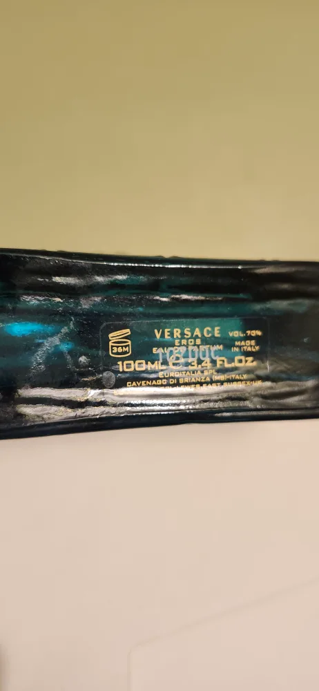 USED. Versace Eros Eau de Parfum 100ml.. PRICE FIRM image indicator(5)