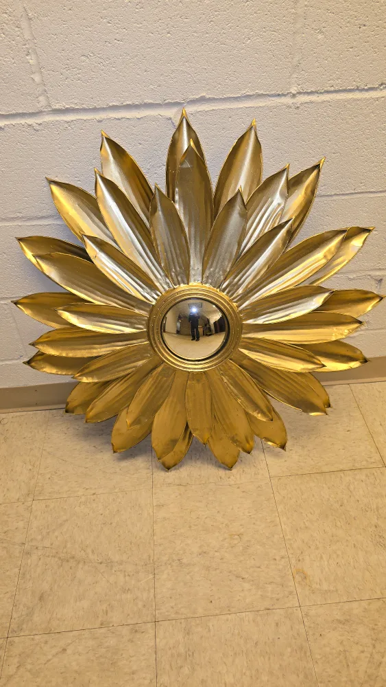 Gold Flower Wall Mirror thumbnail