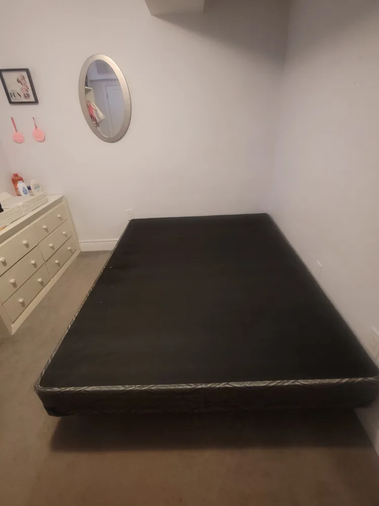 Queen Bed frame with mattress image indicator(3)