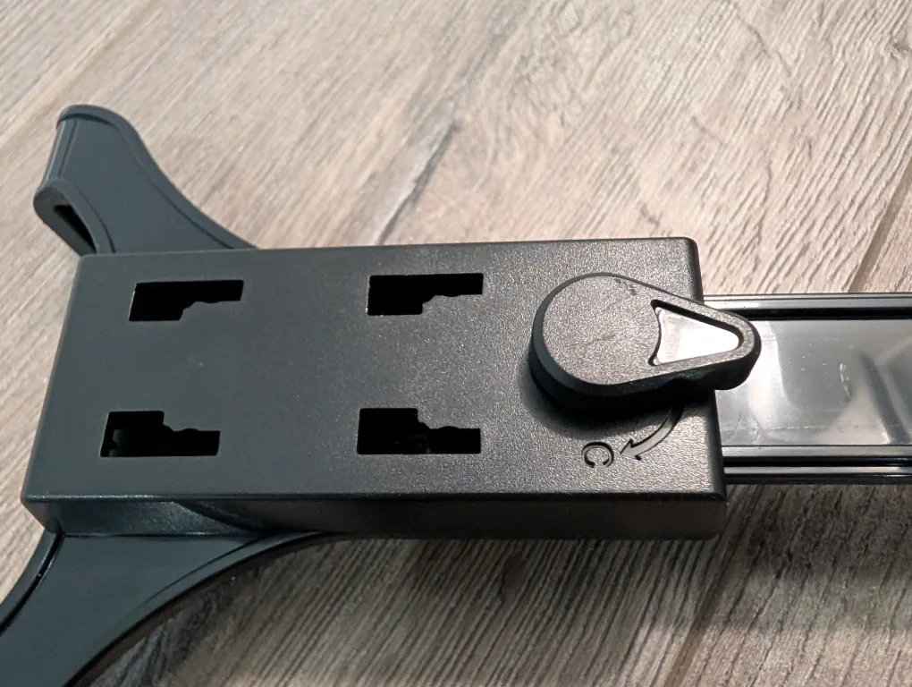 NWOP - Universal Car Air Vent Tablet Holder Mount image indicator(4)