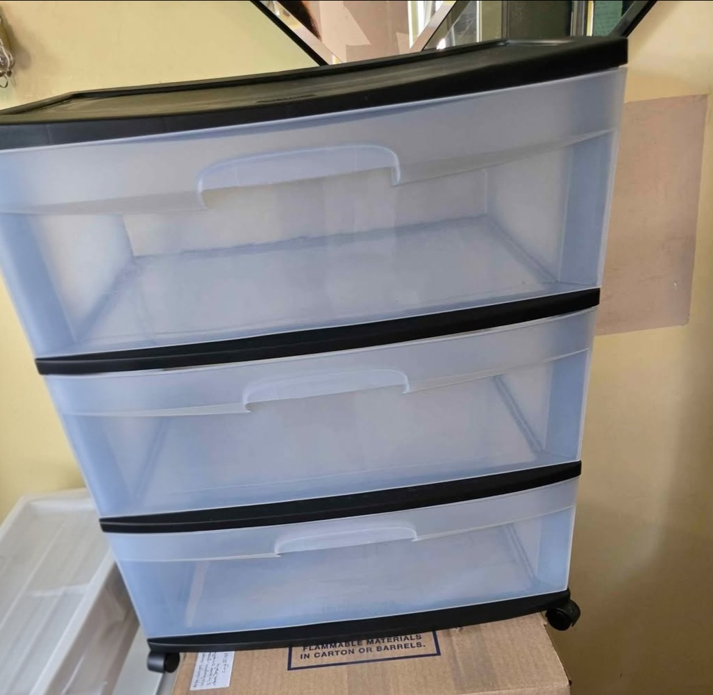 Sterilite 3-Drawer Wide Storage Carts on wheels