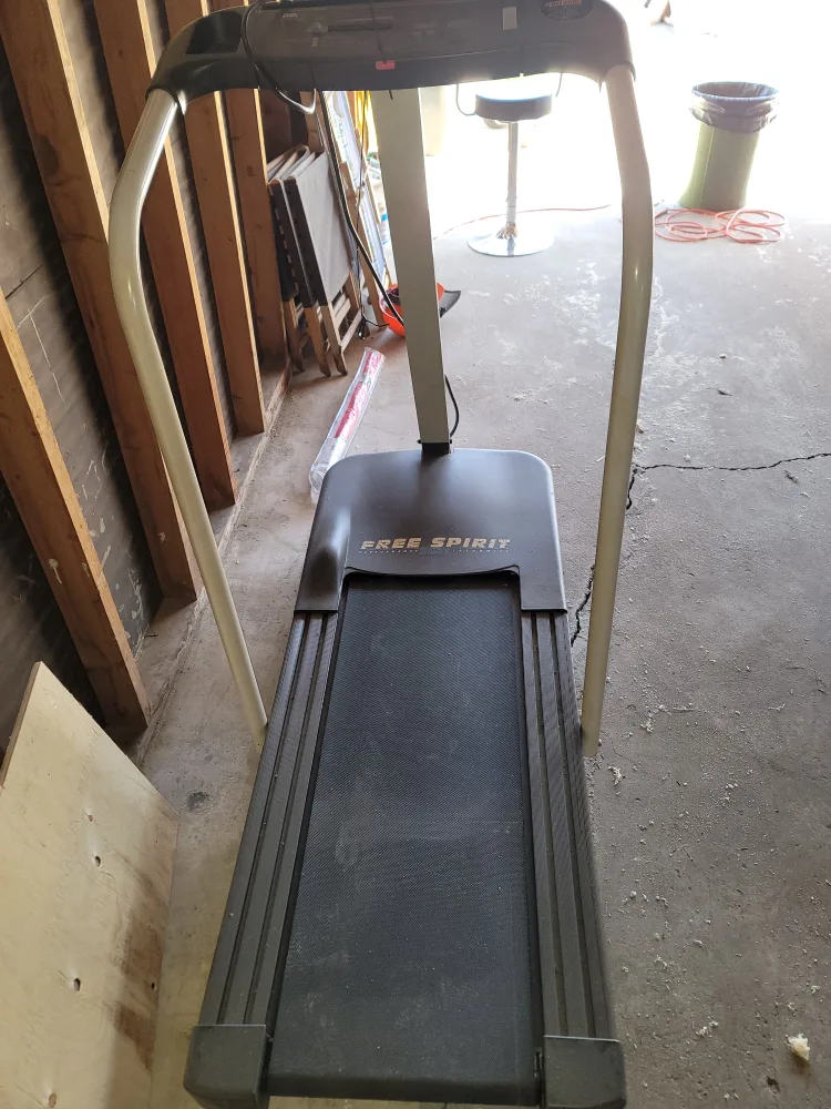 Free Spirit Performance 300 Treadmill