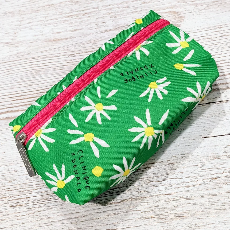 🧡Clinique x Donald Robertson Cosmetic Bag thumbnail