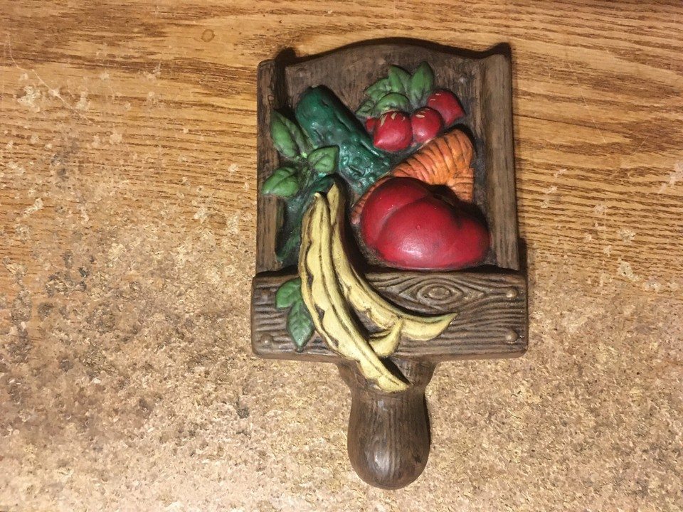 1972 Ceramichrome Inc. Vegetable Wall Hanging