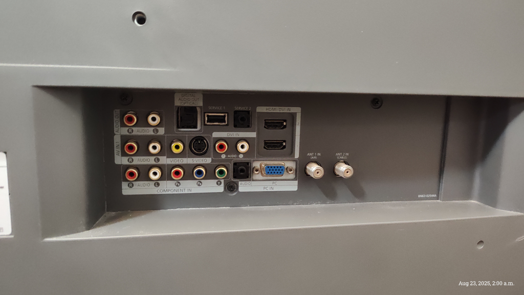 40" Samsung LCD HDTV - Moving out of my unit - photo 3