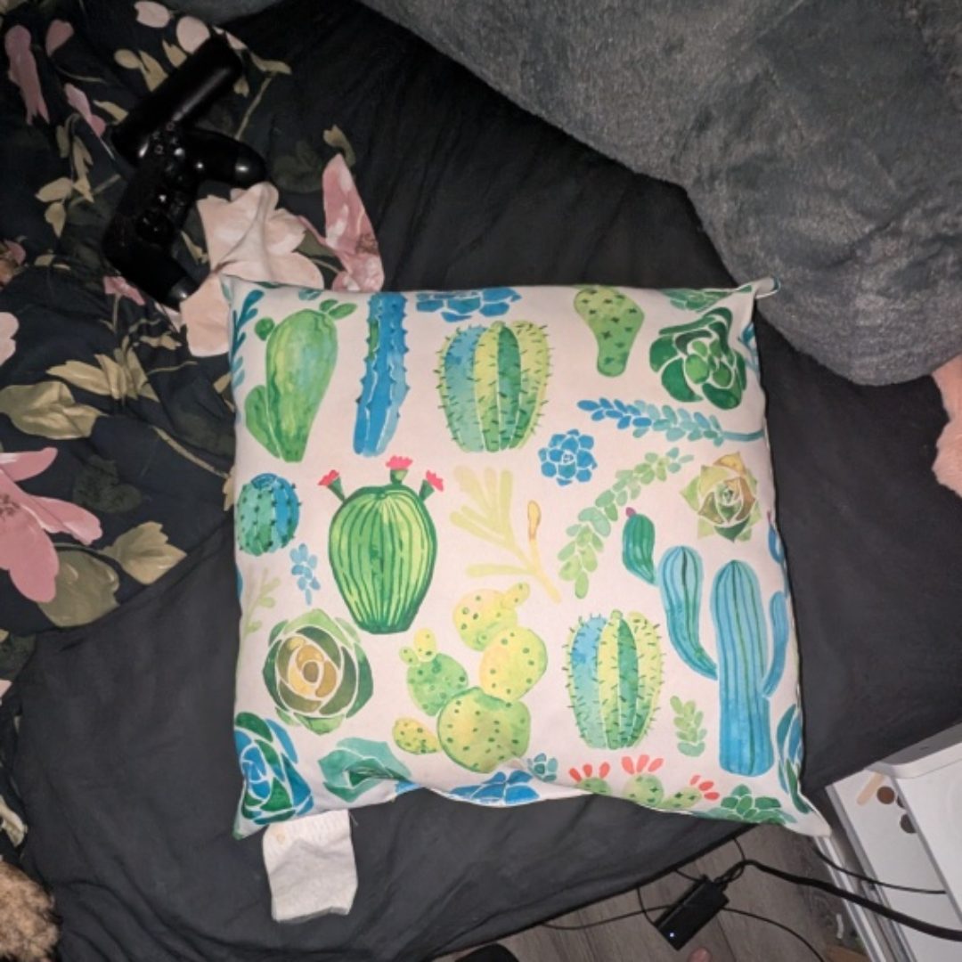 Cactus Print Throw Pillow - photo 2