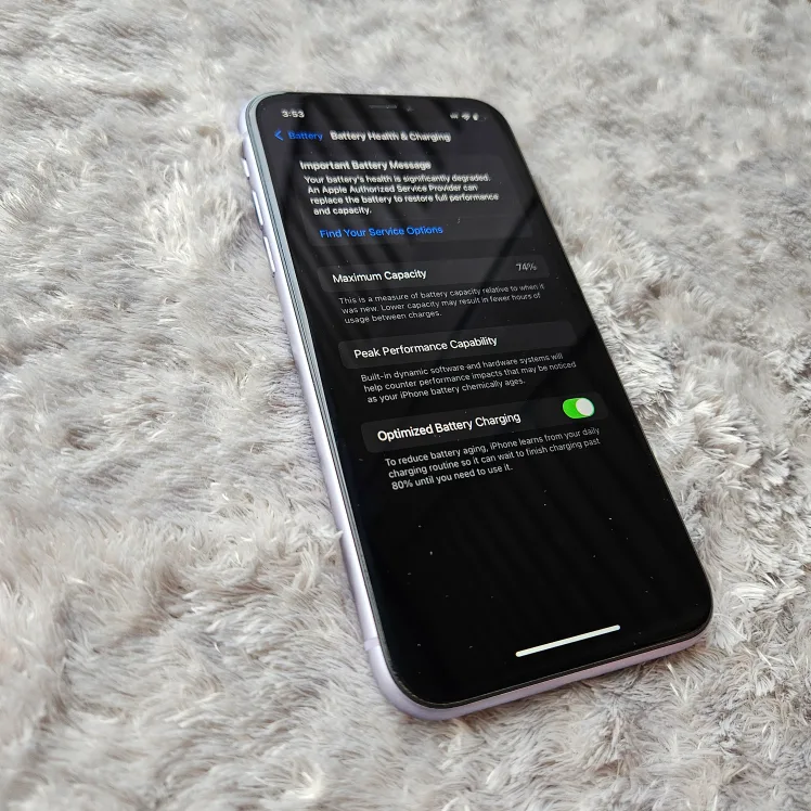 iPhone 11 - Purple Unlocked image indicator(3)