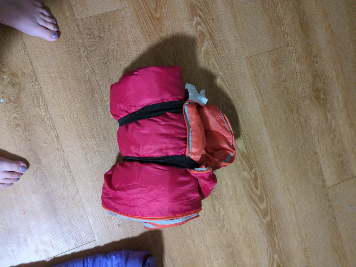 Chinook Youth Mars Camping Sleeping Bags image indicator(2)