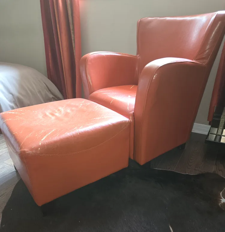 Leather Armchair and Ottoman Set image indicator(2)