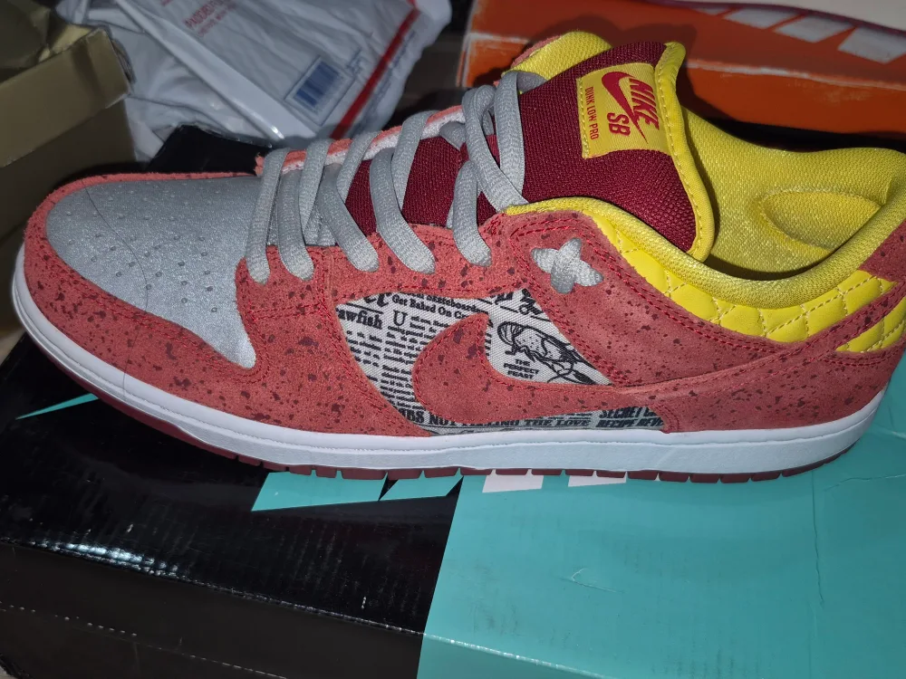 Nike Dunk Low Premium SB QS CRAWFISH Size 11.5 thumbnail