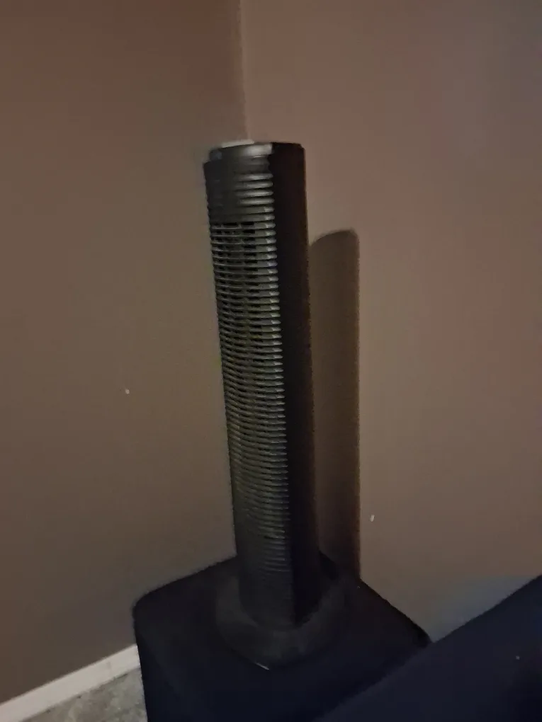 Sunbeam Tower Fan - Black thumbnail