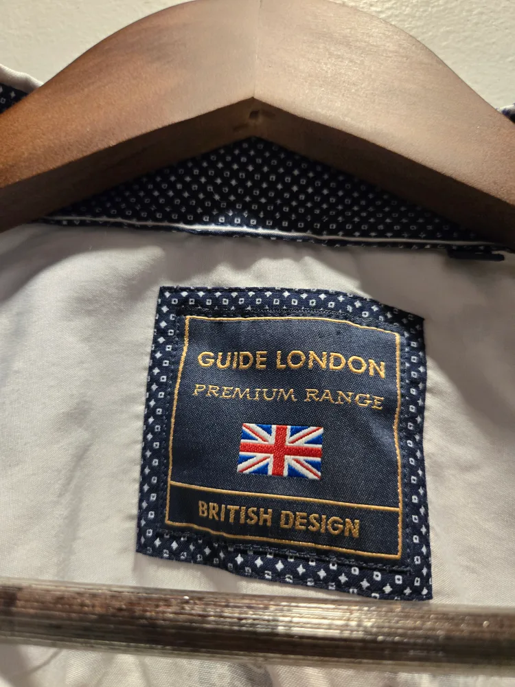 Guide London Premium Range Shirt - Size L image indicator(2)
