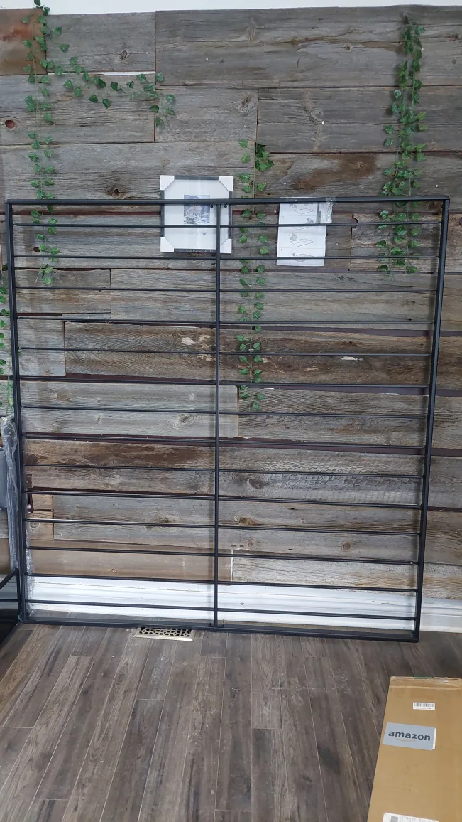 Zinus Easy Assembly King Bed Frame image indicator(2)