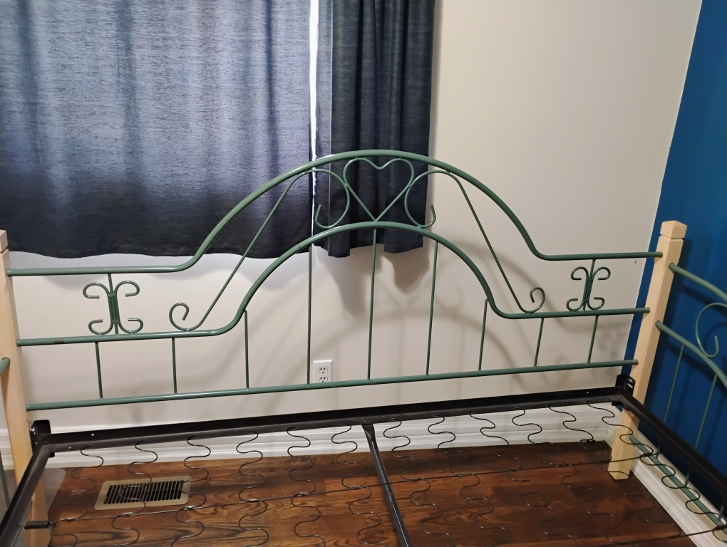 Metal Bed Frame - Green - photo 2