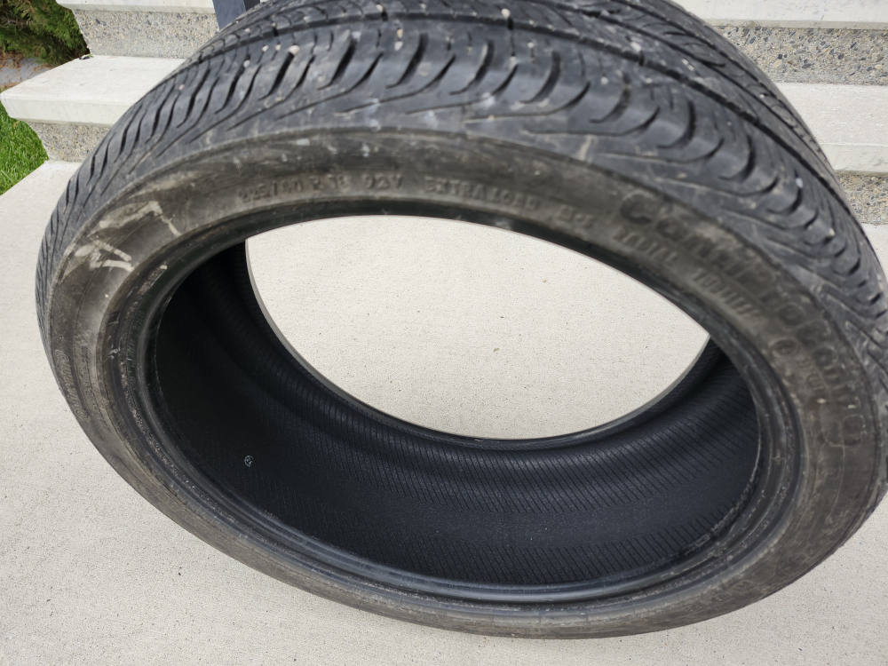 Set of 225/40 R18