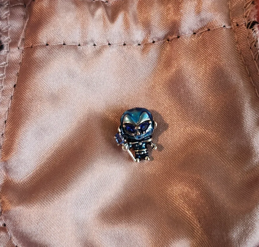 Avatar Jake Sully Charm thumbnail