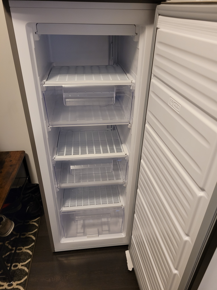 Danby stand up freezer - photo 2