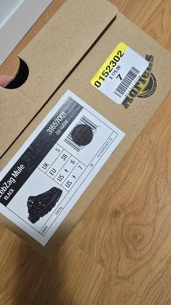Dr. Martens ZebZag Mule - Black, US 7 image indicator(3)