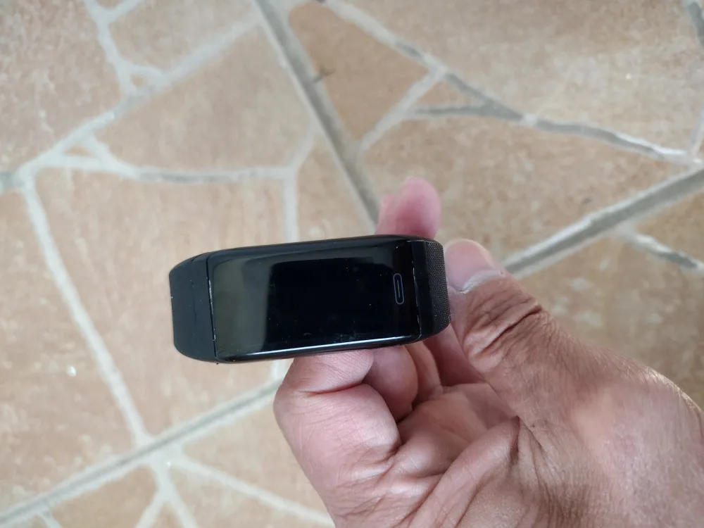 Fitness Tracker with Charger image indicator(2)