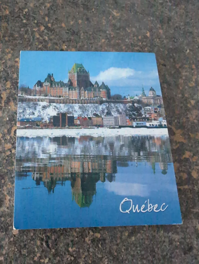 Quebec Notepad thumbnail