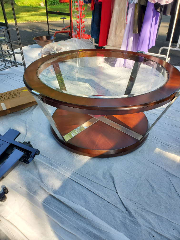 Round Glass Top Coffee Table - photo 2