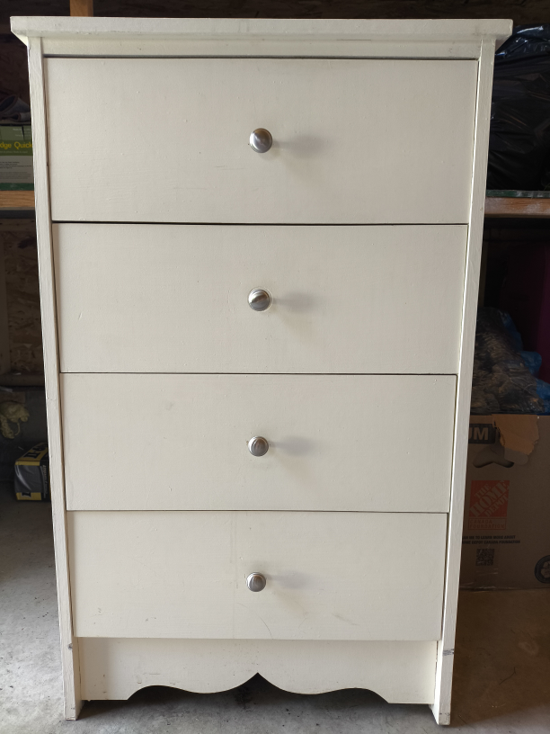 White 4-Drawer Dresser