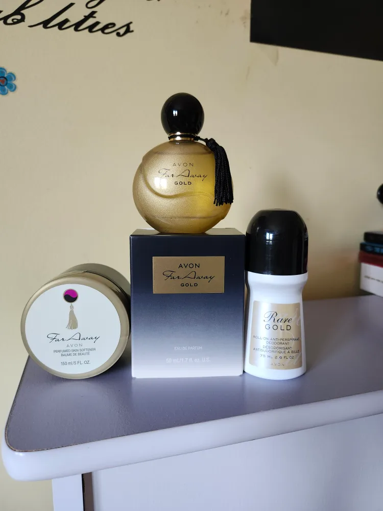 Far Away Gold Fragrance Set image indicator(2)